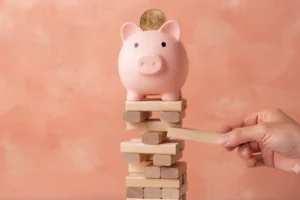 Lee más sobre el artículo Qué es un seguro de vida con ahorro y cómo funciona